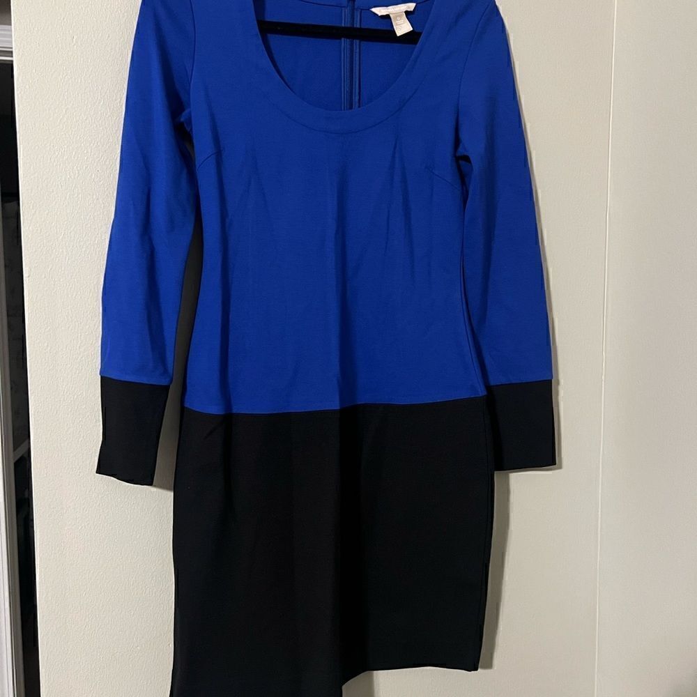 Banana Republic Color Block Bodycon
Stretch Dress - Picture 7 of 9